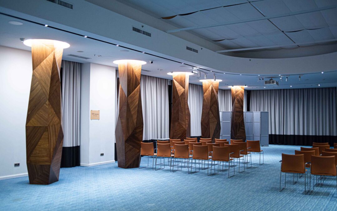 The New Era of Venue Finding